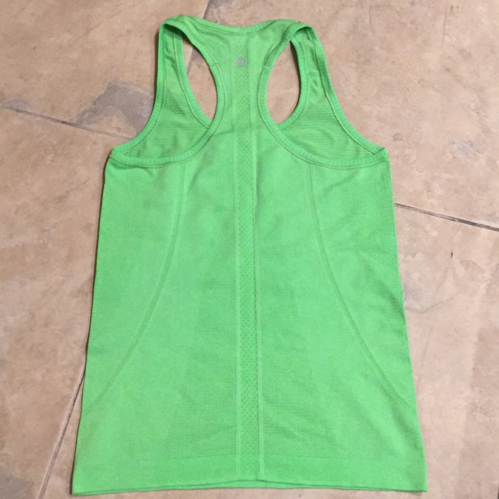 Lululemon Run Swiftly Tech Racerback Tank Top sz 4